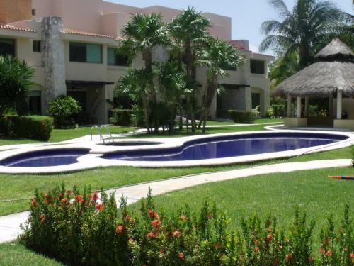 Villas Huitzilin, Casa en Venta, Cancun, Mexico 