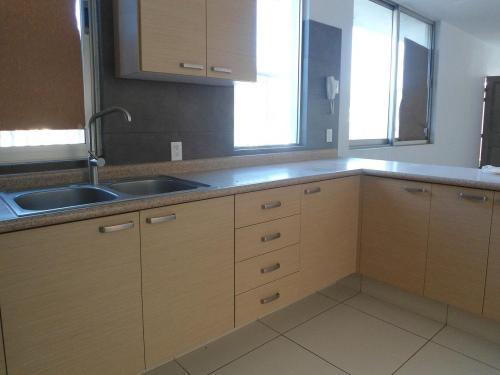 CASA EN VENTA BUGAMBILIAS PRIMERA SECCION