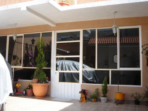 Hermosa casa en VENTA recíen REMODELADA