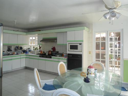 CASA EN RENTA AV. PATRIA Y MARIANO OTERO