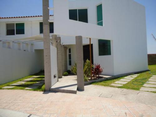 Se vende casa nueva en Fraccionamiento Piamonte Irapuato Gto.