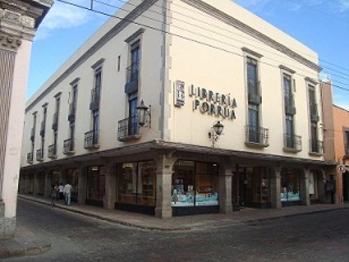 Excelente edificio céntrico