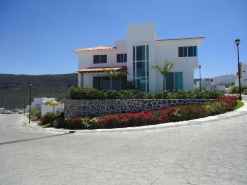 Se vende casa en Cumbres del Cimatario Queretaro Qro.