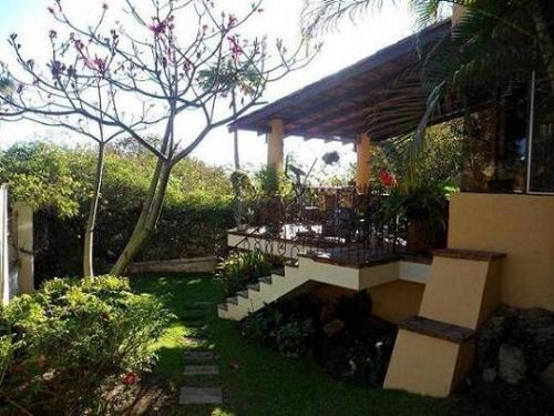 Residencia en Renta con vista Panoramica en el Palomar