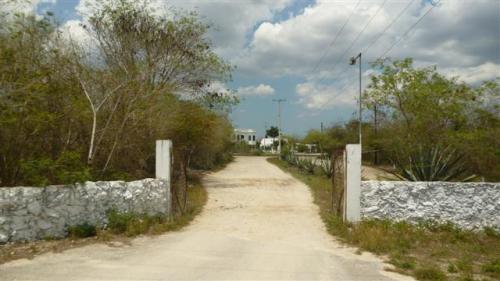 Terreno en venta en Merida Yucatan zona Norte colinda con el Country Club 960m2 a 15 minutos de Progreso
