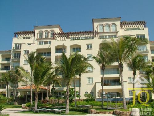 Increíble Garden House ubicado en Cond. Del Mar a la Venta !!!