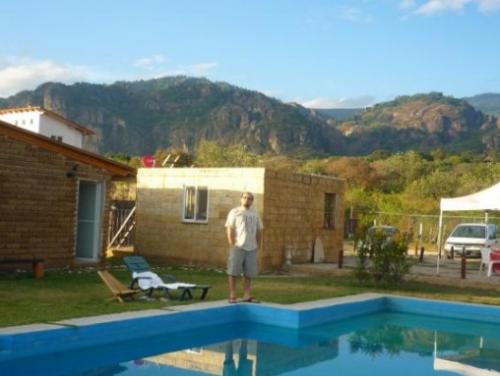 Tepoztlan terreno con villas y alberca