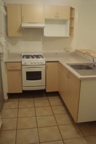 SE RENTA CASA FRACCIONAMIENTO JARDINES DE SANTIAGO QUERETARO