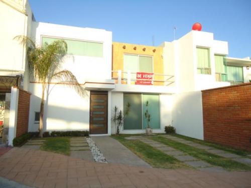 Casa en venta fraccionamiento Piamonte Irapuato Gto.