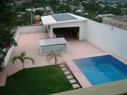 SE VENDE CASA HERMOSISIMA MUY AMPLIA TEMIXCO-MORELOS