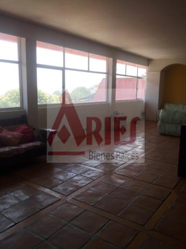 RENTO AMPLIA CASA EN DESIERTO DE  LOS LEONES!!!!!!!!!!!