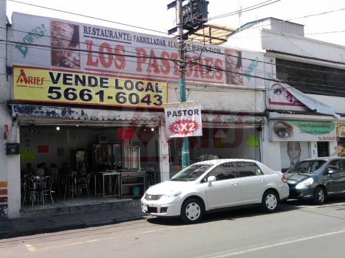 VENDO LOCAL COMERCIAL EN COL. EL RELOJ, COYOACAN!!!!!