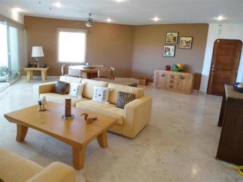 Hermoso depto. en Cond. Océano a la VENTA!!!