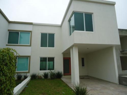 Se vende casa nueva en Irapuato Gto.  (El cortijo II)