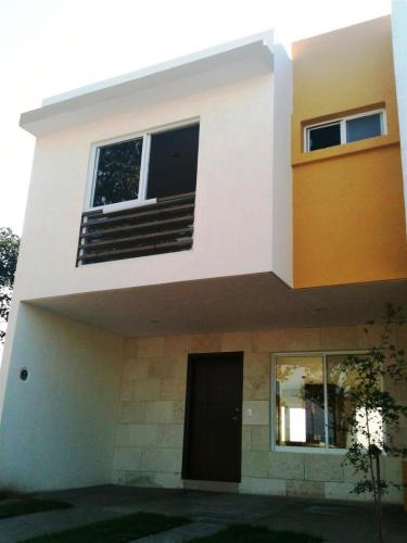 Nueva casa en Fraccionamiento Altavista