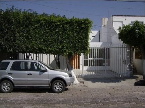 QUERETARO CASA EN VENTA COL CIMATARIO