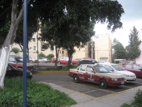 REMATO UBICADO DPTO 53 m2 A MEDIA  CUADRA DE AV TLAHUAC