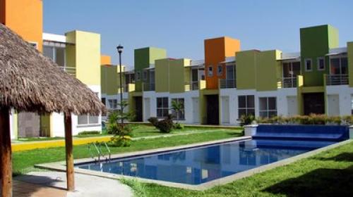 ESTRENE HERMOSA CASA EN FRACC CON SEGURIDAD