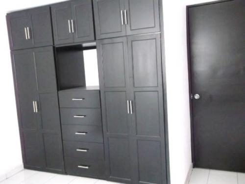 CUATRO RECÁMARAS Y LOCAL