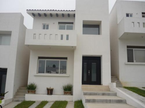 TRASPASO Casa con vista al mar, como nueva