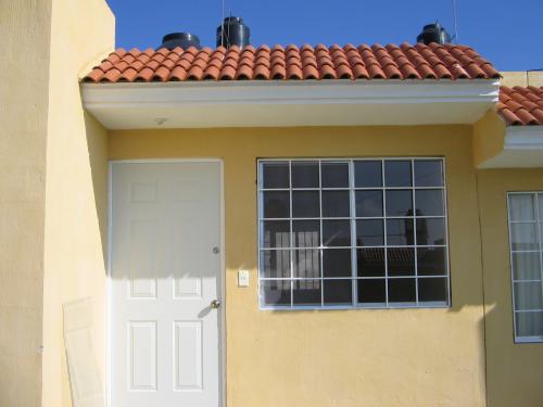 SE RENTA CASA EN VISTAS DE ORIENTE