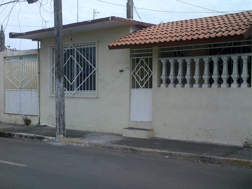 CASA VENTA EN: PLAYA DEL REY.COL.PLAYA LINDA.