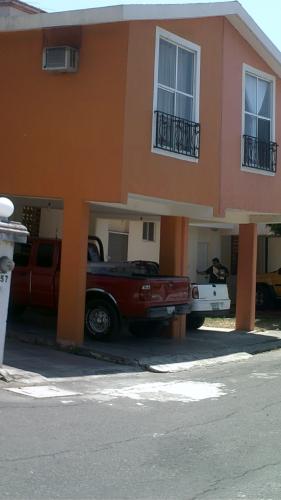 casa en venta  en av. caracas 170-57 fracc laguna real veracruz ver.