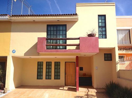 Casa Venta / Bosques de la Victoria / Guadalajara