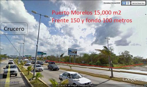 Terreno Comercial de 15,000 m2 en Crucero de Puerto Morelos