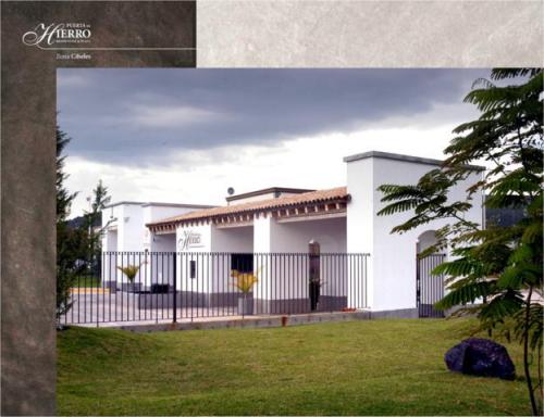 Venta de casas Residencial Puerta de Hierro Irapuato.