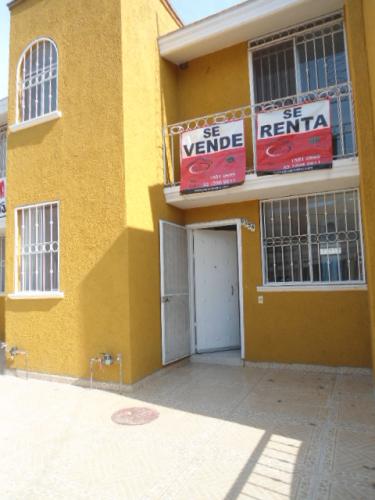 CASA EN VENTA EL COLLI URBANO