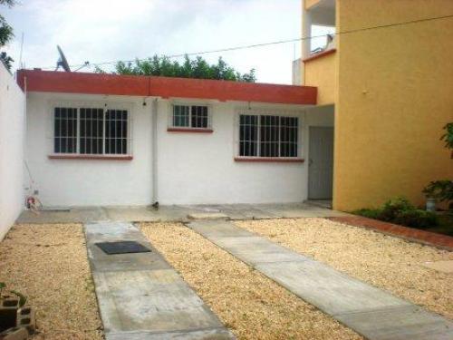 RENTA DE HERMOSA CASA EN LA COLONIA EJIDO