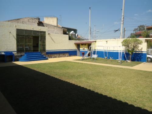 CASA CON TERRAZA EN VENTA LOMA DORADA