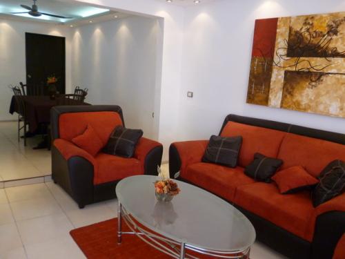 Merida Yucatan Casa amueblada de 3 habitaciones en renta cerca de Gran Plaza Facturamos