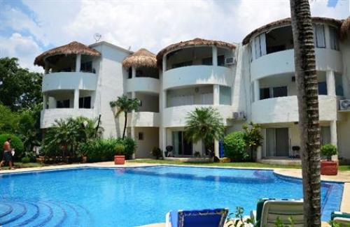 Amplio Departamento ¡ Rebajado¡ en venta en Playacar II