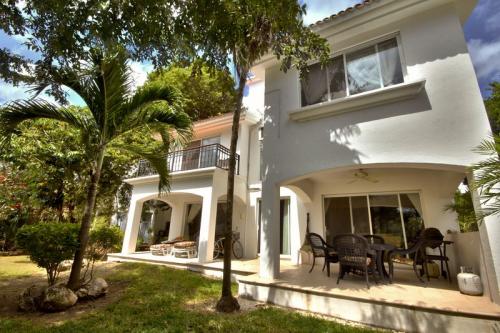 Prestigiosa Residencia en Venta en Playa del Carmen