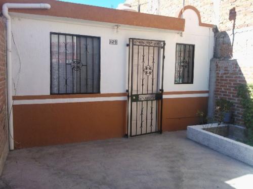 ECONÓMICO INMUEBLE BIRRECÁMARA Y BICOCHERA