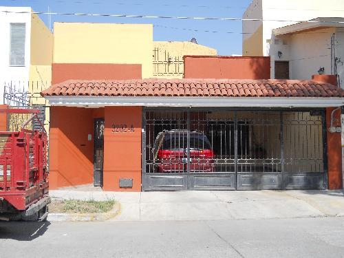 Casa en Venta 5 recámaras Residencial Victoria