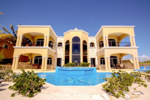 Hermosa Residencia en Venta  en Tankah