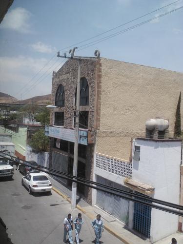 Gustavo Baz salon de fiestas y gimnasio 500m2