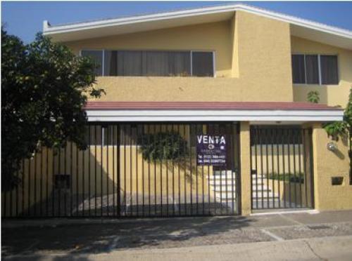 Casa En Venta En Bugambilias De Oportunidad !!!