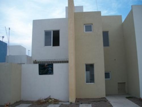 Casa 3 recamaras coto cerrado con vigilancia