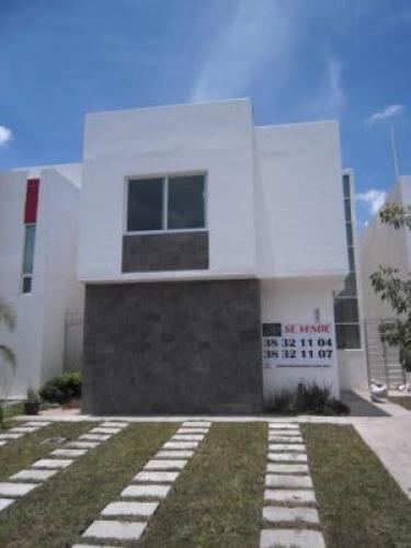 FRACC. REAL BANUS, TLAJOMULCO DE ZUÑIGA, JAL.