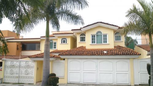 Casa En Renta En Bugambilias, Primera Secc. Amplios 