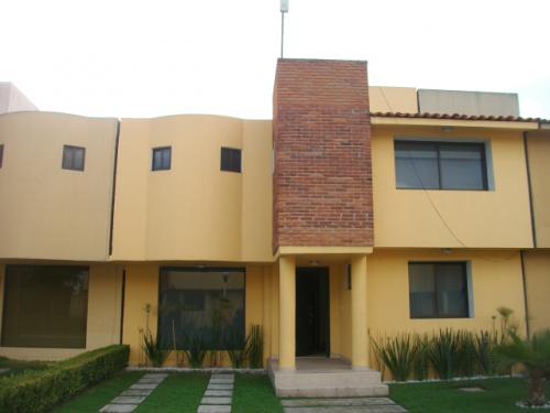 CASA EN RENTA EN METEPEC, CERCA DE PILARES