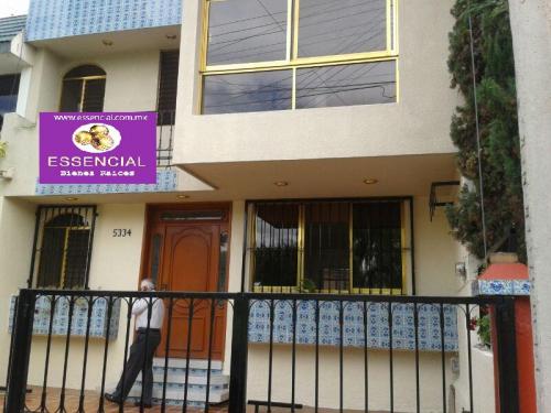 Casa En Venta En Chapalita Las Fuentes