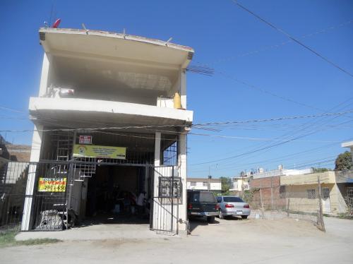 venta de casa taller las juntas