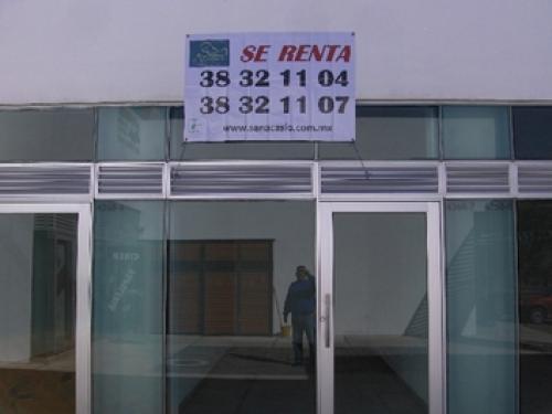 LOCAL EN PLAZA COMERCIAL