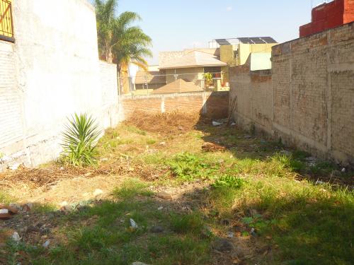 Terreno en venta, frente a casa de gobierno
