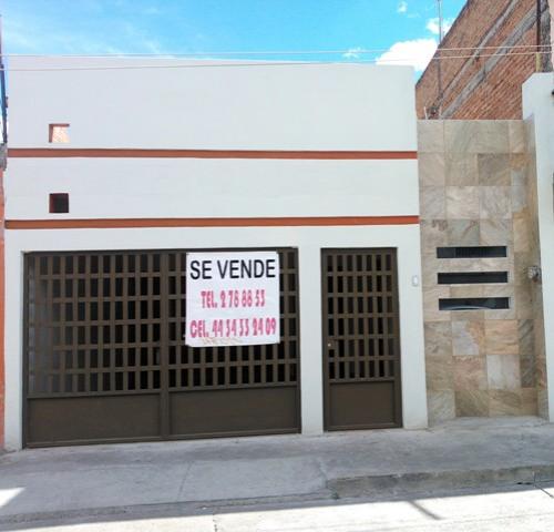 Propiedad centrica, 2 cuadras de av. madero